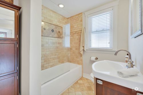 1906 Maple Ave, Forest View IL 60402-1549 exterior