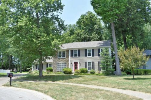 10301 Rock Falls Ct, Louisville, KY 40223-3751