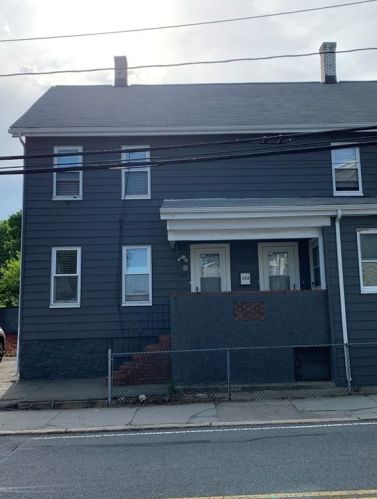 115 Bussey St, Dedham MA 02026-2231 exterior