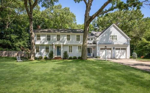 12 Autumn Cir, Hingham, MA 02043-3330