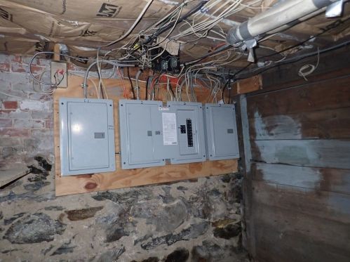 30 St, Worcester MA 01604-4413 exterior