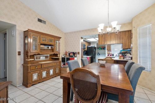 3856 Acoma Dr, Phoenix AZ 85032-4897 exterior