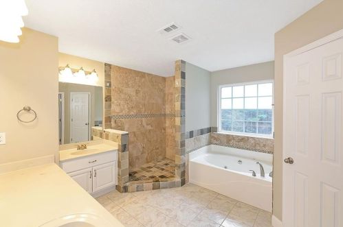 376 Sunderland Way, Stockbridge GA 30281-7957 exterior