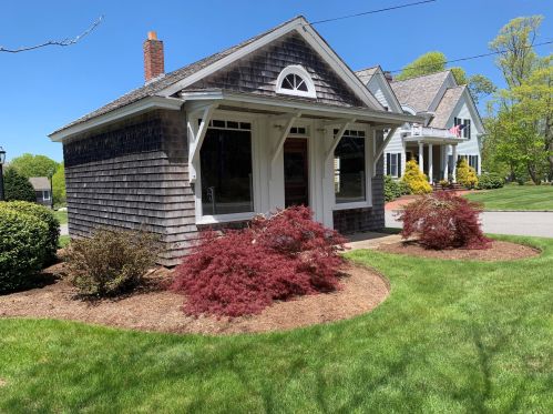 850 Falmouth Hwy, Falmouth MA 02540-2118 exterior