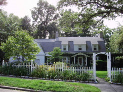 243 Upland Ave, Newton, MA 02461-2002