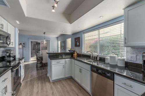 17209 47 St, Phoenix AZ 85032-9320 exterior