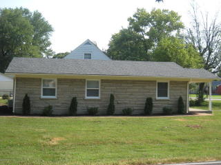 4501 Grandview Dr, Louisville KY  40216-2801 exterior