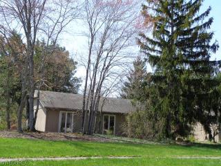 11606 Park Moss Ave, Cleveland, OH 44136-4519