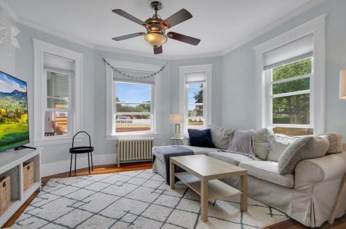 33 Durrell St, Methuen MA  01844-4210 exterior