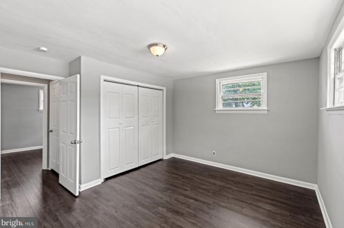 213 Berkley Rd, West Deptford NJ 08066-1503 exterior