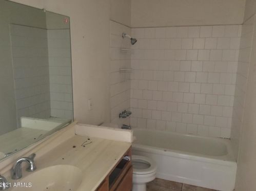 3701 Dunlap Ave, Phoenix AZ 85020-3024 exterior