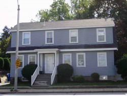 1496 Washington St, Newton, MA 02465-2218