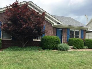 9825 Stanalouise Dr, Louisville, KY 40291-1151