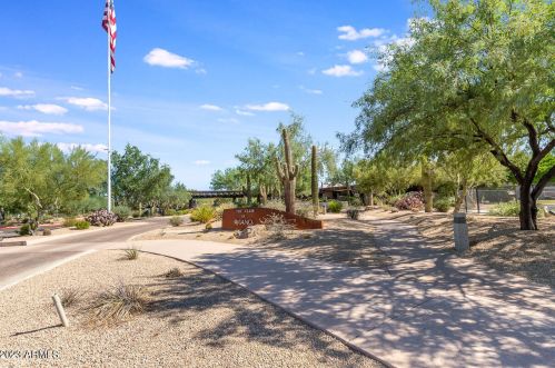 22507 39th Ter, Phoenix AZ 85050-5406 exterior