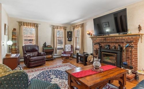 130 Conant Rd, Royalston MA 01331-9758 exterior