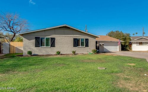 3538 Augusta Ave, Phoenix, AZ 85051-6421