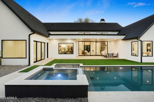 222 Belmont Ave, Phoenix AZ  85021-7229 exterior