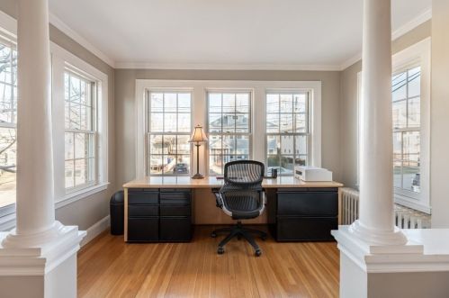 2 Bonad Rd, Milton MA 02186-3212 exterior