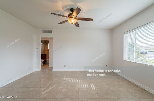 1502 Edgemont Ave, Phoenix AZ 85035-1916 exterior