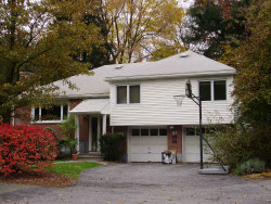 31 Kenwood Ave, Newton, MA 02459-1421