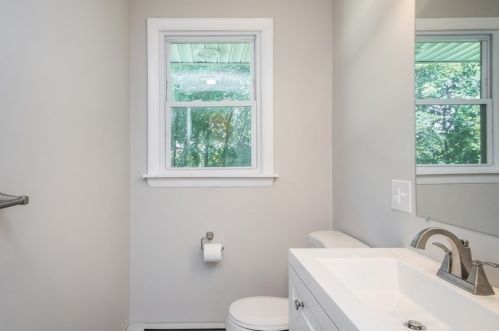 65 Flagg St, Worcester MA  01602-1452 exterior