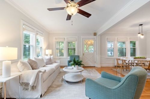 49 Pond Ln, Arlington, MA 02474-6525