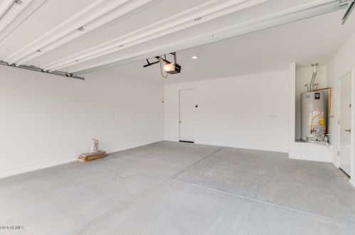 17212 7 Ln, Phoenix AZ 85085-6385 exterior