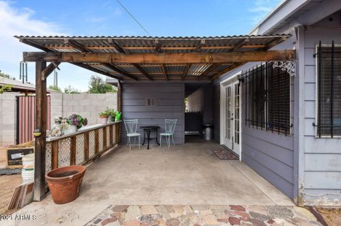 4002 34th St, Phoenix AZ 85008-3819 exterior