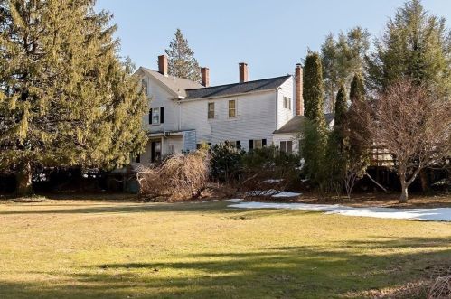 442 Washington St, Canton MA 02021-3630 exterior