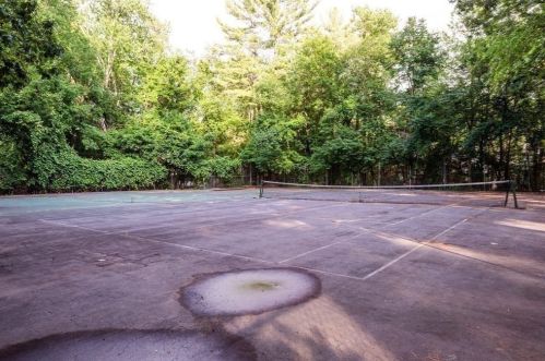 3 Greenbriar Dr, North Reading MA  01864-3147 exterior