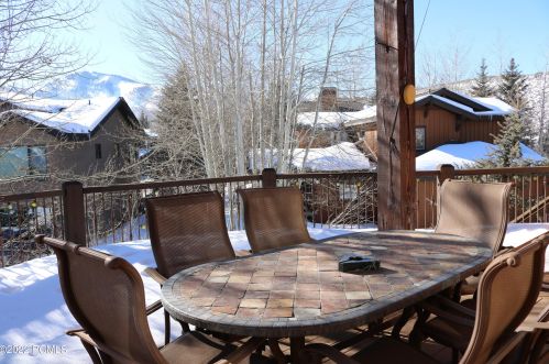 2702 Est Dr, Park City UT 84060-6878 exterior