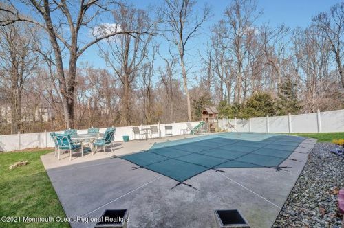 22 Chiswick Ct, Jackson Twp NJ 08527-1257 exterior