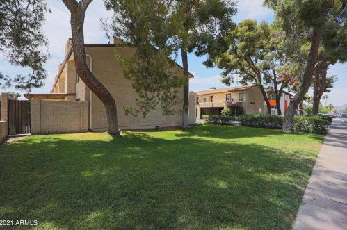 3136 38th St, Phoenix AZ  85018-6334 exterior