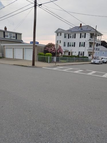 243 Bowen St, Fall River, MA 02724-1205