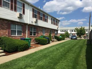 19 Rustic St, Newton MA  02458-1024 exterior