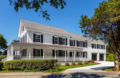 17 Seaview St, Chatham, MA 02633-2328