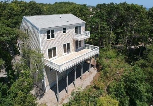 55 Menotomy Rd, Plymouth, MA 02360-1415