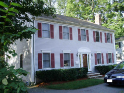 318 Crafts St, Newton, MA 02460-1247