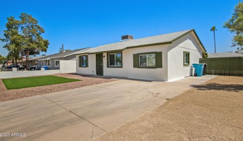 7925 Campbell Ave, Phoenix, AZ 85033-1809