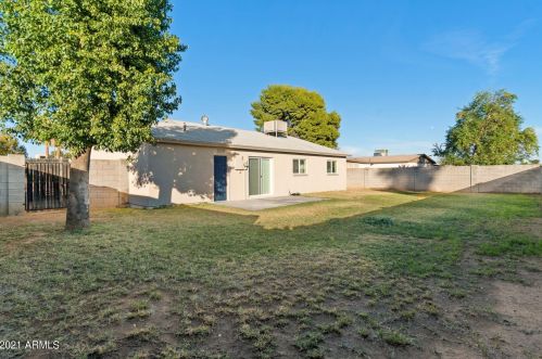 3015 Corrine Dr, Phoenix AZ 85029-1965 exterior