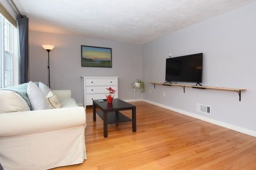 150 Donnellan Cir, Weymouth MA  02191-1763 exterior