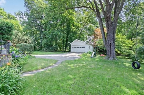 1244 Beacon St, Newton MA 02468-1717 exterior