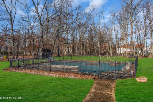 6 Afton Rd, Jackson Twp NJ 08527-3131 exterior