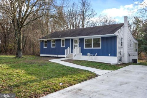 12 Brittany St, West Deptford NJ  08051-1458 exterior