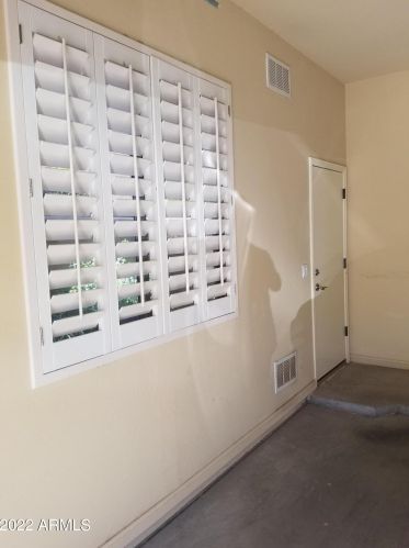 5122 34 Way, Phoenix AZ 85018-1548 exterior