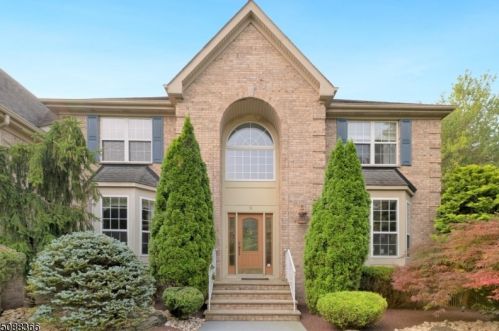 9 Tuscany Dr, Jackson Twp NJ  08527-3169 exterior