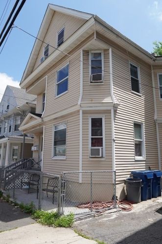 494 Haverhill St, Lawrence, MA 01841-4226