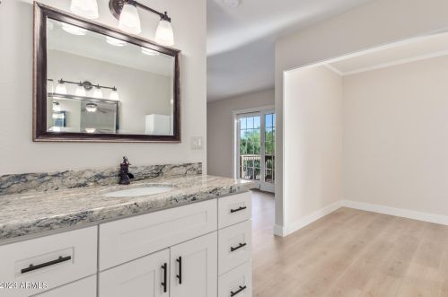 3835 Ahwatukee Dr, Phoenix AZ 85044-2033 exterior