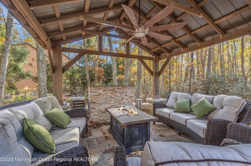 218 Chandler Rd, Jackson Twp NJ  08527-4339 exterior