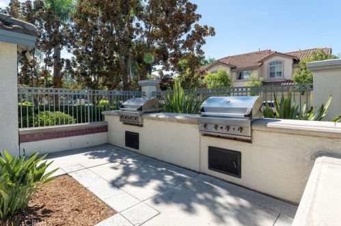 8035 Treeview Ct, Anaheim CA 92808-1553 exterior